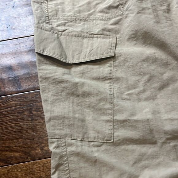 Old Navy Tan High Rise Jogger, size XL - Picture 4 of 9